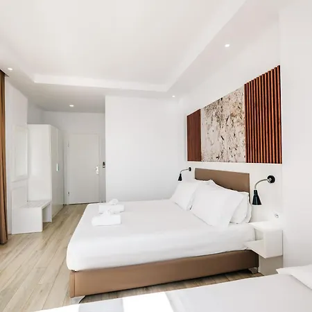 Helia Seaside Hotel Sarandë