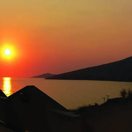 Helia Seaside 4* Sarandë